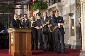Among those joining Mr. Miscavige on the stage for the traditional ribbon-cutting were a London Police Chief Superintendent, the City of London Alderman and a United Nations Representative.